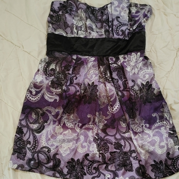 Torrid 24 Black Purple Floral Print Mini Dress - Picture 4 of 6